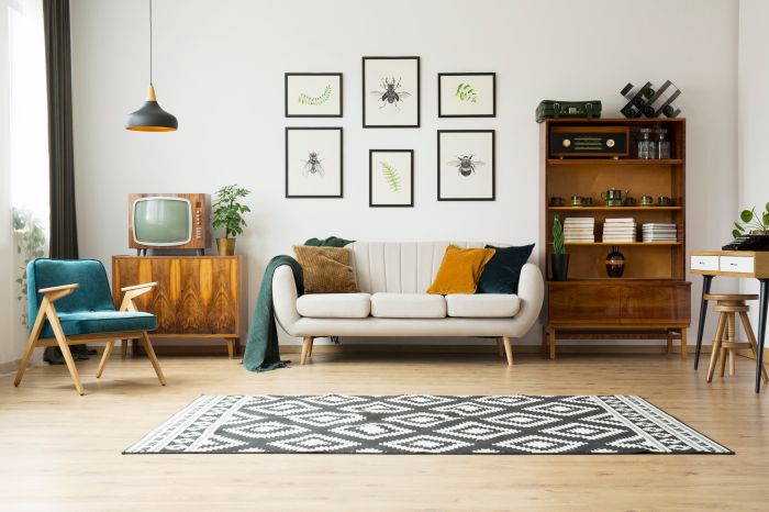 How do you decorate your living room